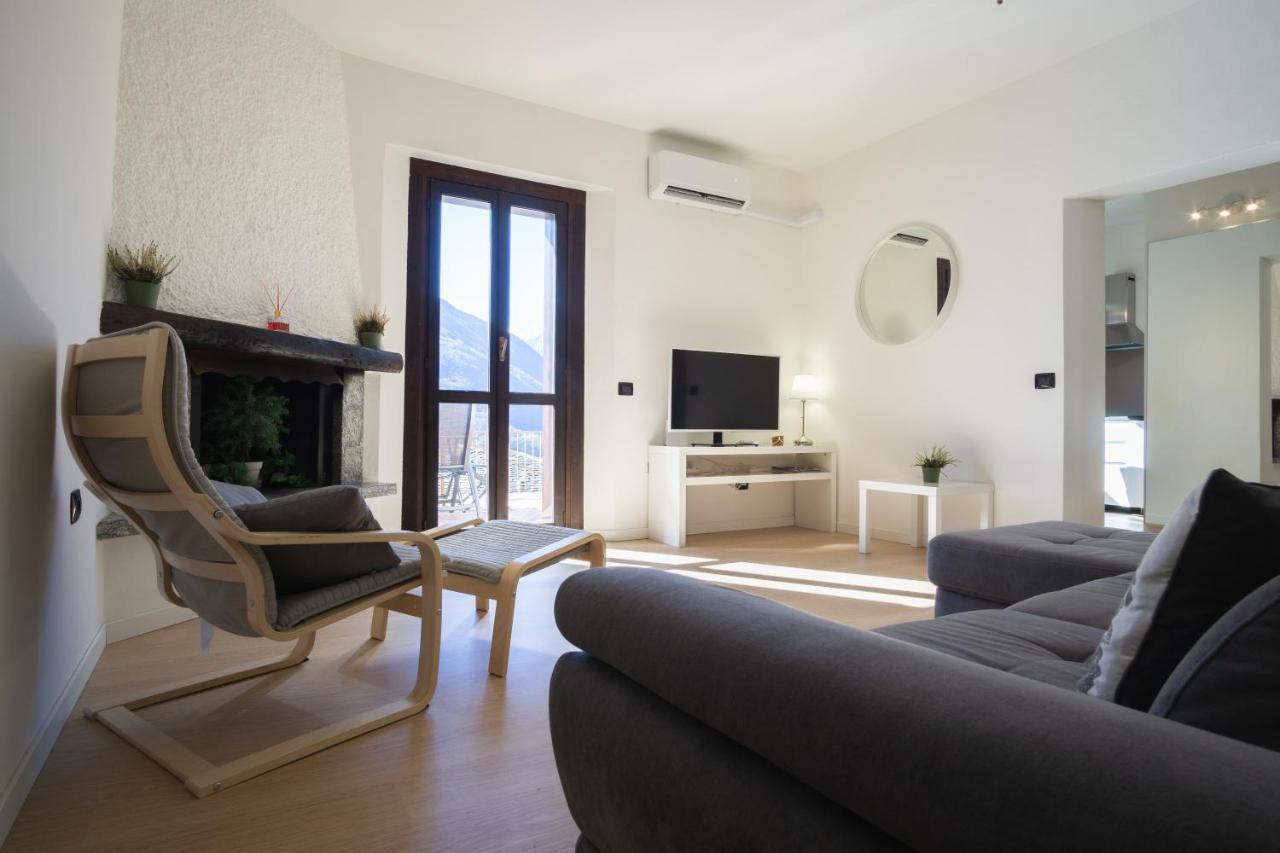 Panoramic Apartment Italian Alps Valtellina Near Sondrio, Tirano Poggiridenti Extérieur photo